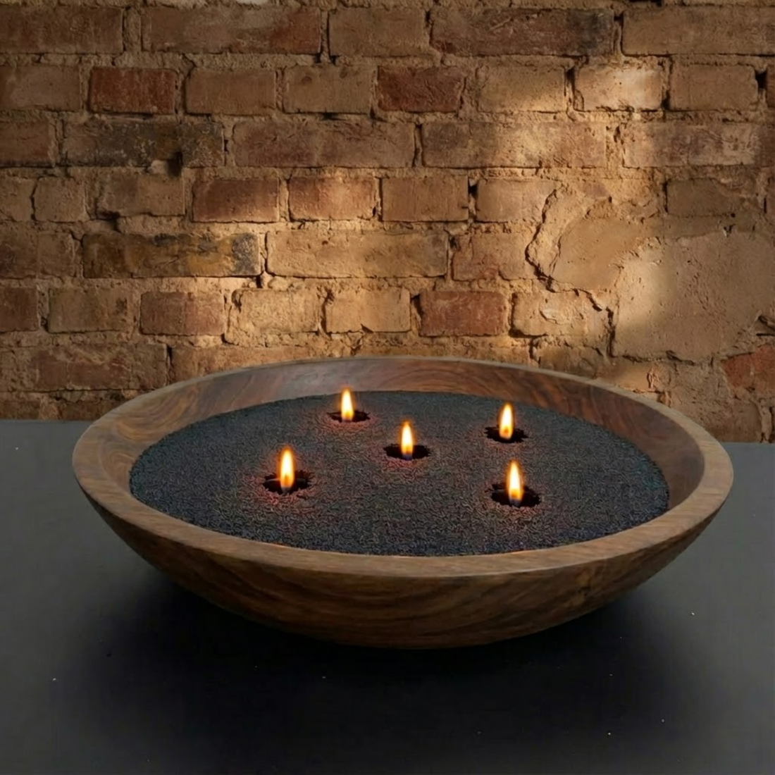 פניני שעווה בצבע שחור